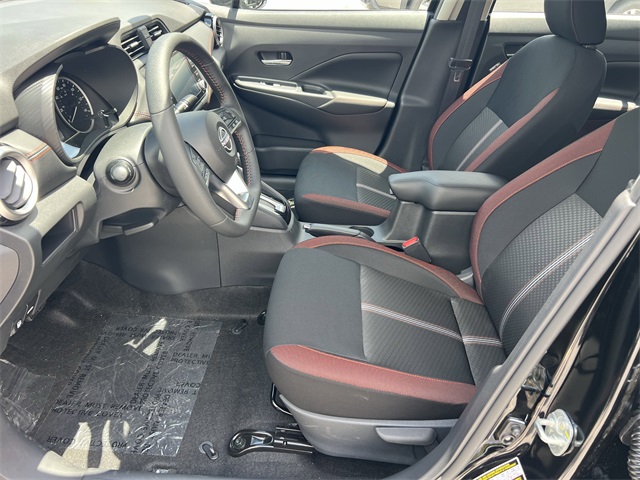 Vehicle image 13 of 30