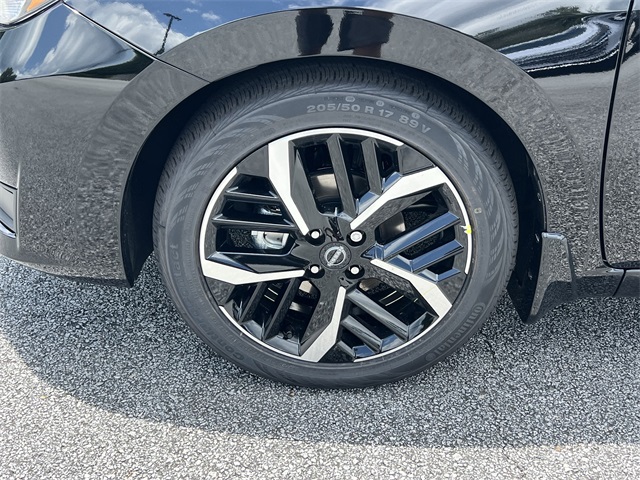 Vehicle image 9 of 30