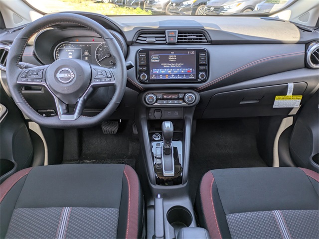 2025 Nissan Versa SR Image 13 of 27