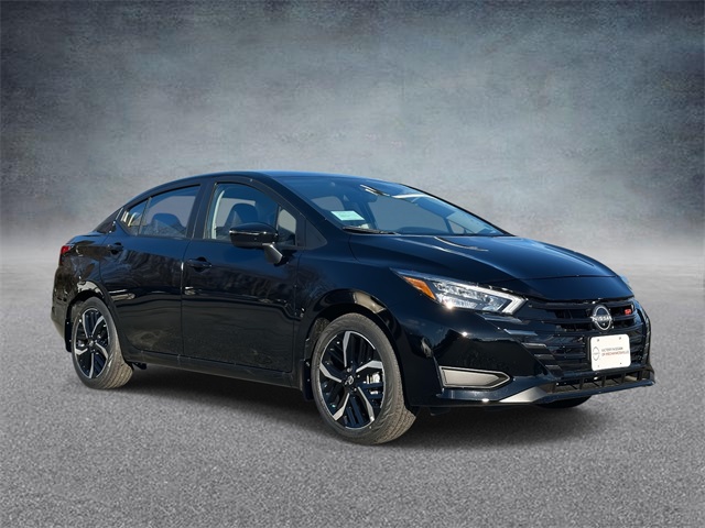 2025 Nissan Versa SR Image 3 of 25