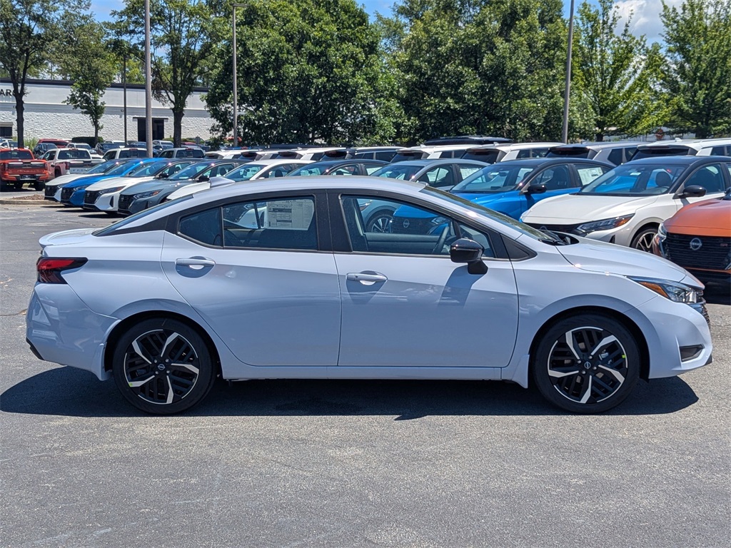 Vehicle image 5 of 23