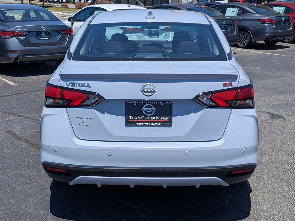 Vehicle image 7 of 23