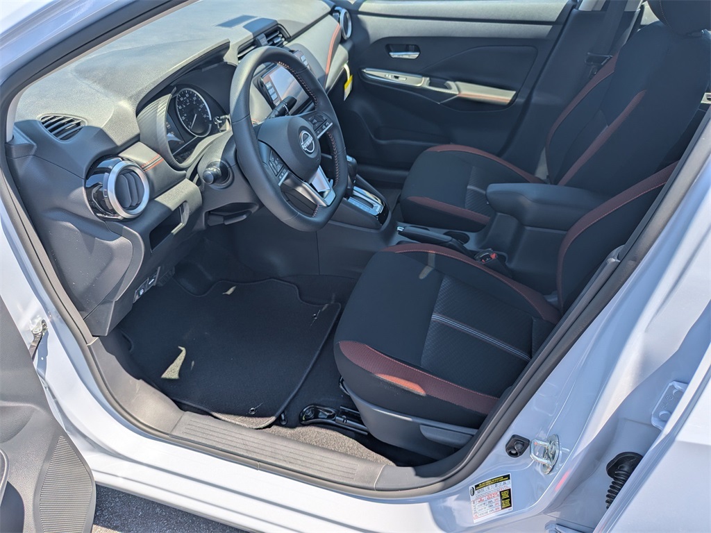 Vehicle image 12 of 23