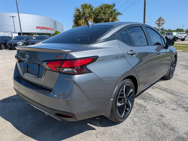 2025 Nissan Versa SR Image 5 of 27