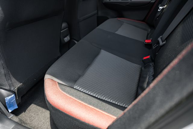 2025 Nissan Versa SR Image 12 of 38