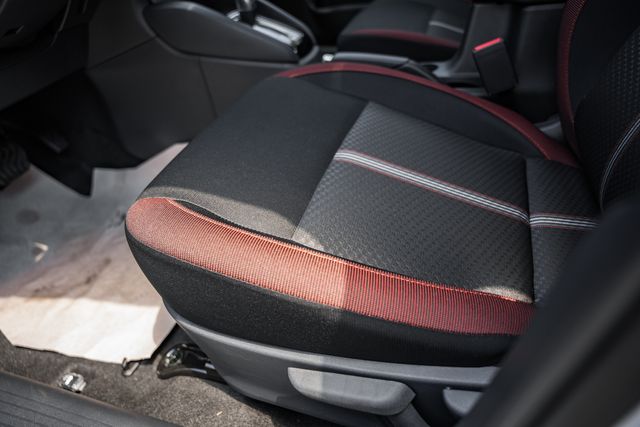 2025 Nissan Versa SR Image 35 of 38