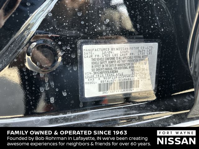 Vehicle image 21 of 36