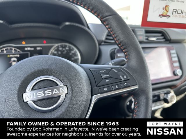 Vehicle image 22 of 36