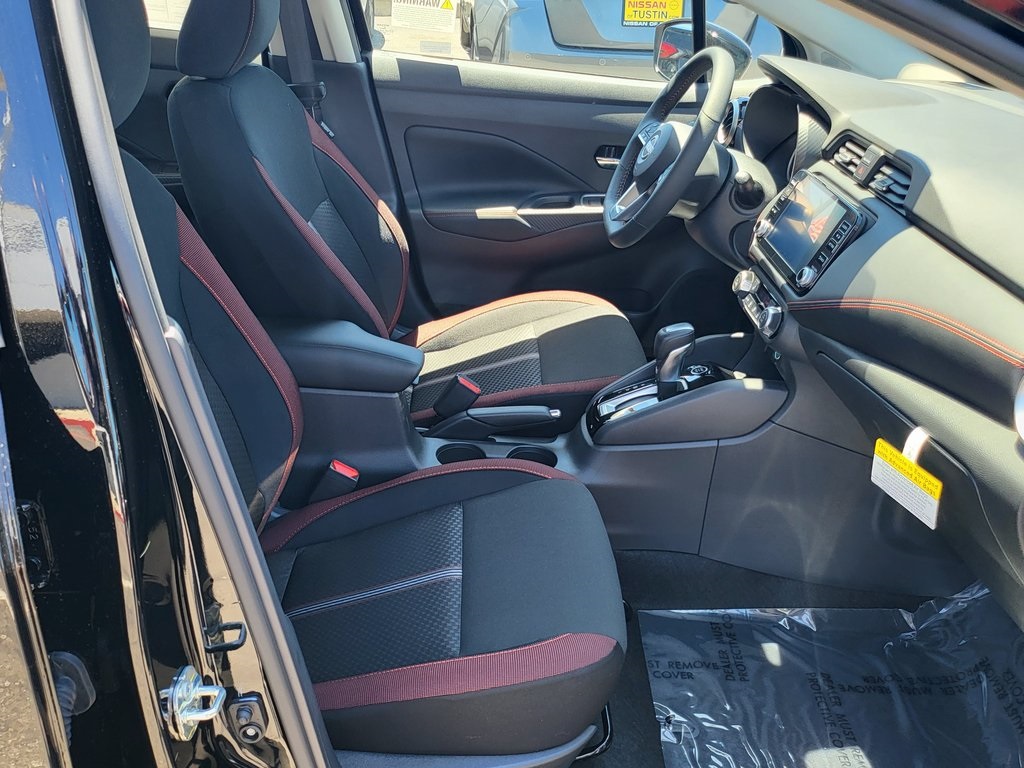 Vehicle image 12 of 25