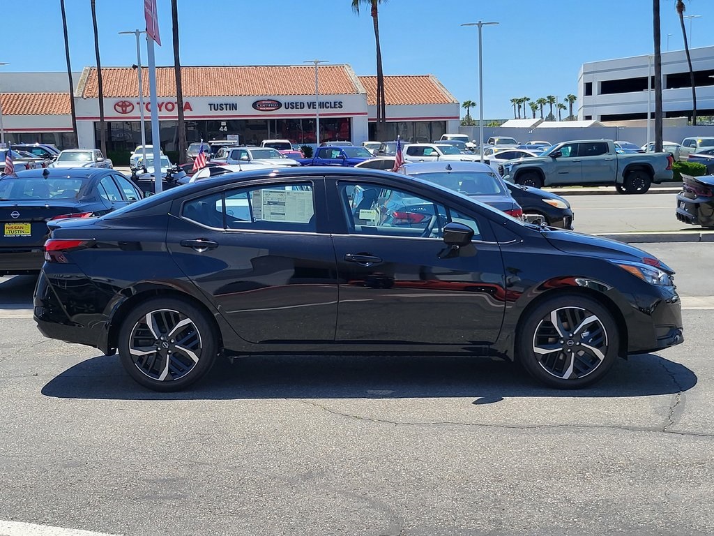 Vehicle image 5 of 25