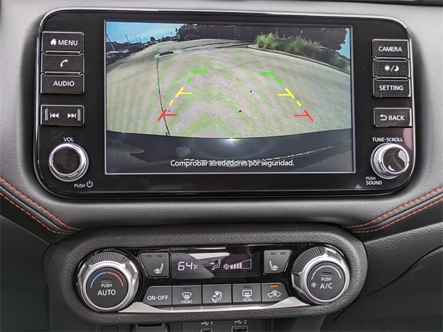 2025 Nissan Versa SR Image 18 of 29