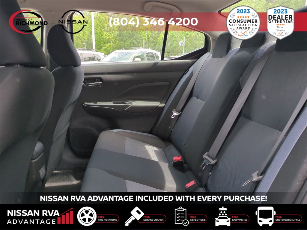 Vehicle image 12 of 27