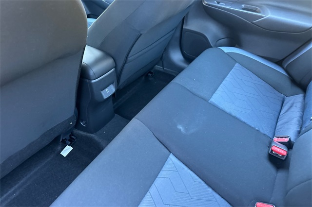 Vehicle image 7 of 23