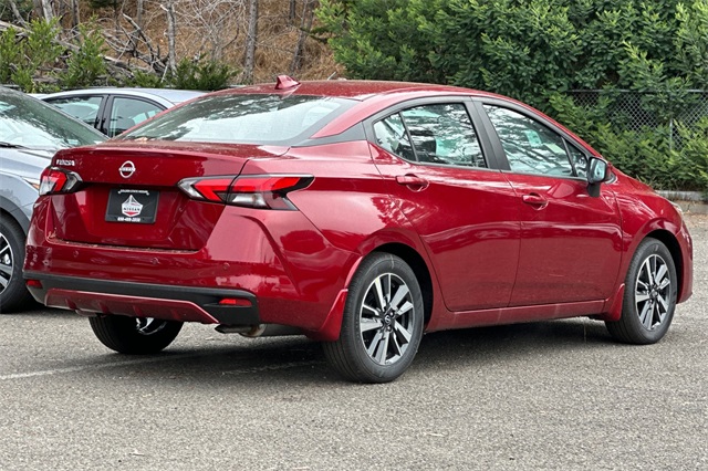 Vehicle image 5 of 23