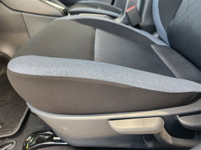 Vehicle image 17 of 22