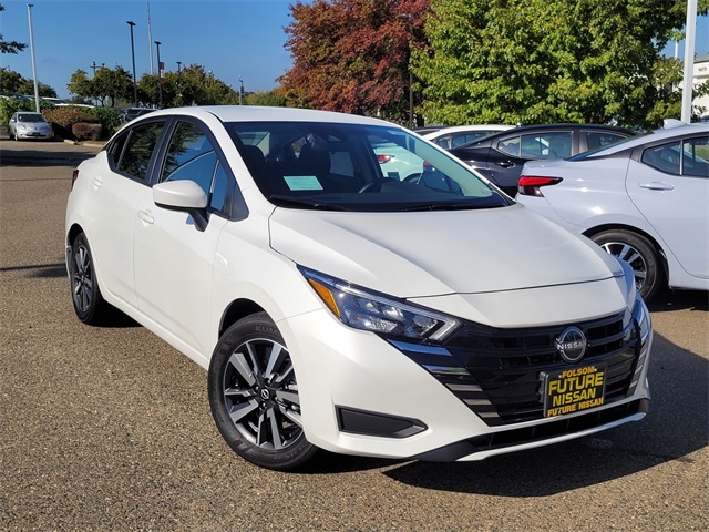 2025 Nissan Versa SV Image 1 of 10