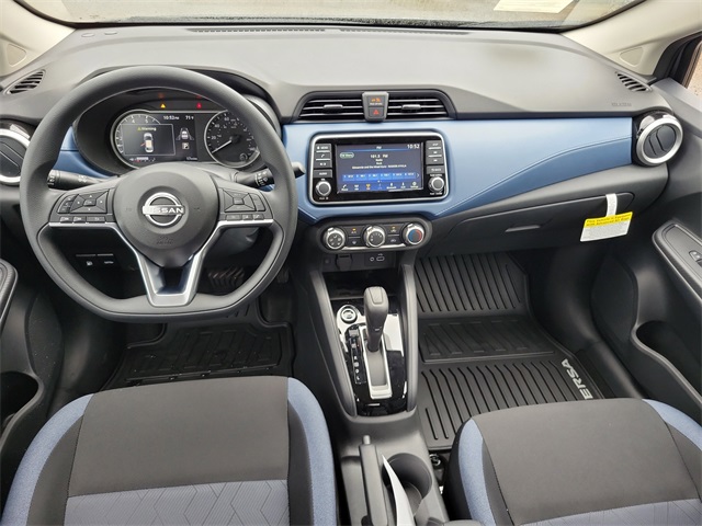 Vehicle image 10 of 25