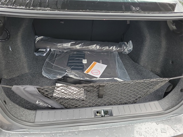 Vehicle image 6 of 25