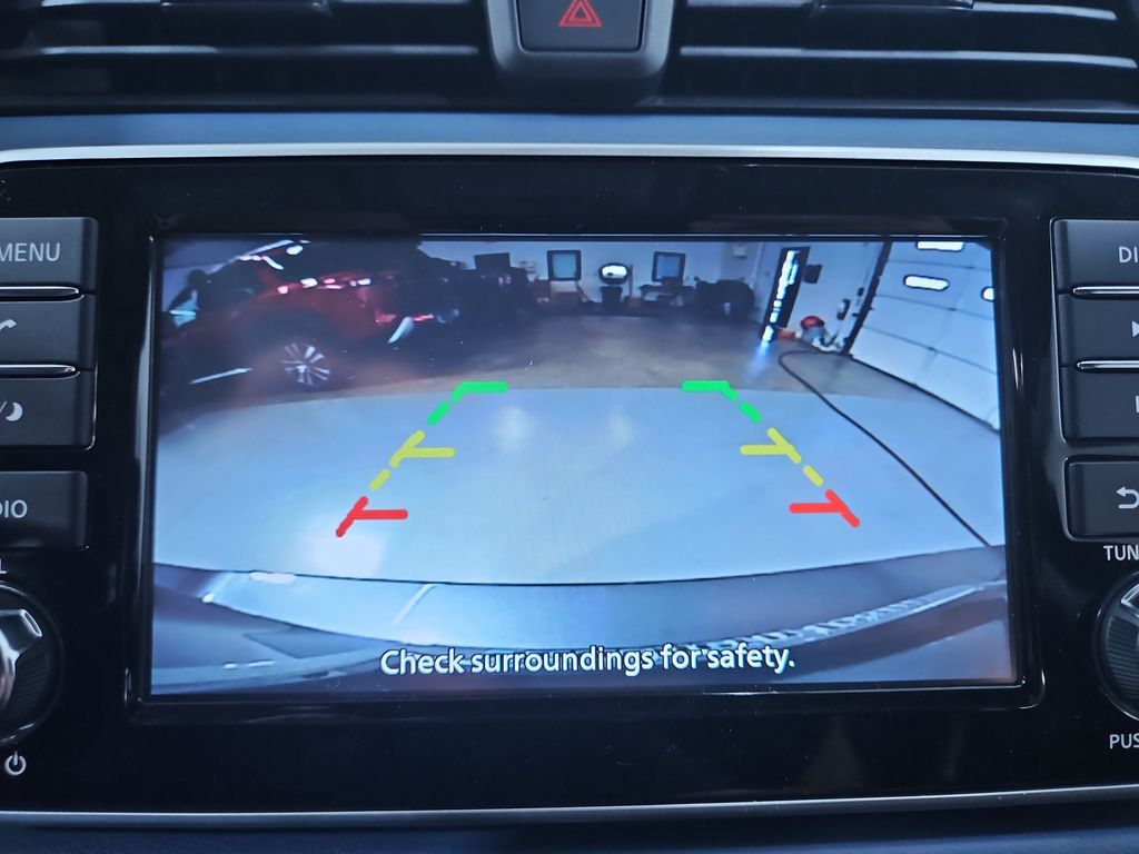 2025 Nissan Versa SV Image 22 of 28