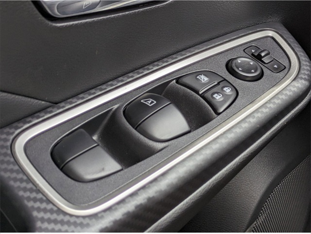 2025 Nissan Versa SV Image 26 of 29