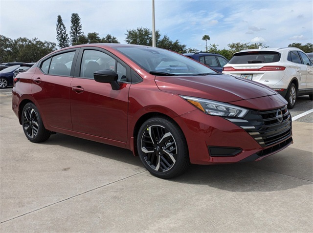 2025 Nissan Versa SV Image 4 of 29