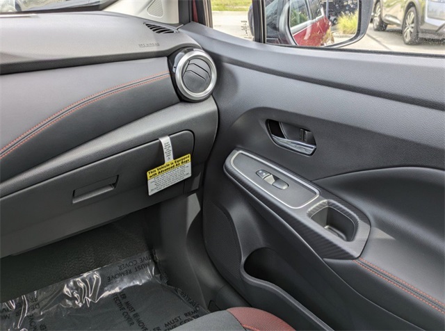 2025 Nissan Versa SV Image 12 of 29