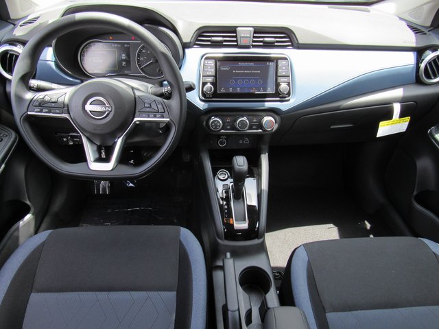 2025 Nissan Versa SV Image 26 of 36