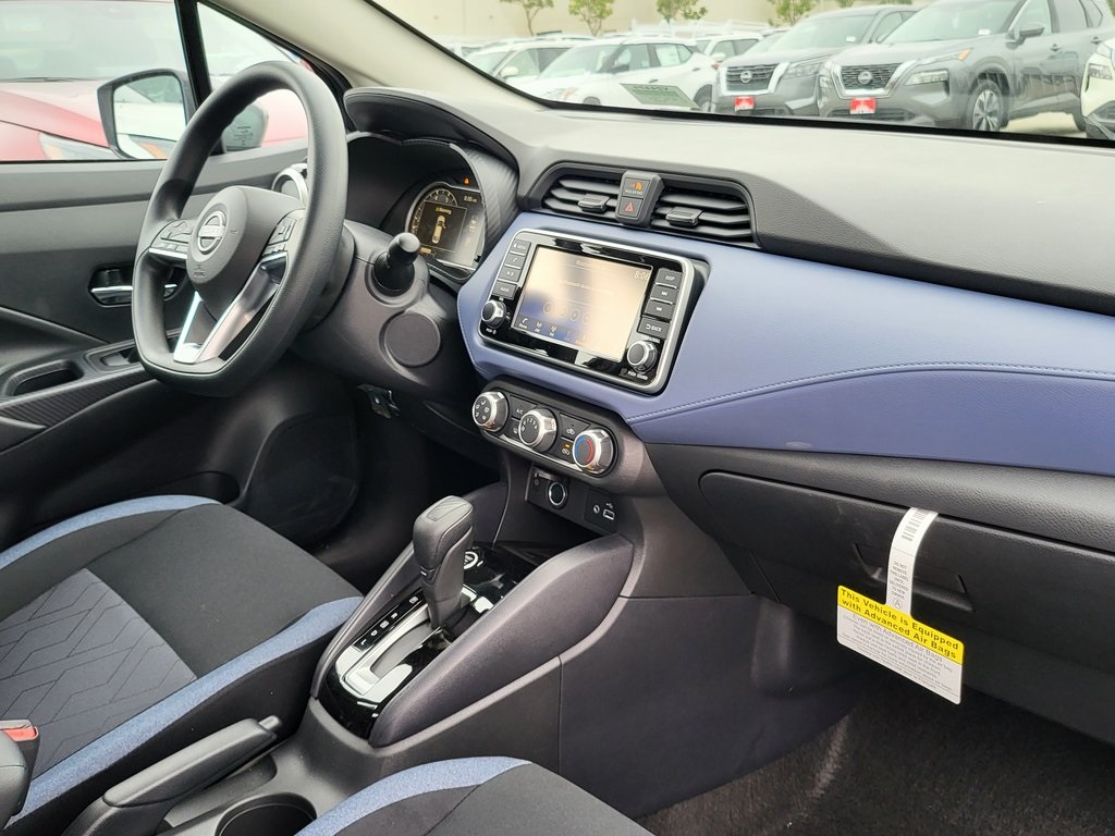 Vehicle image 13 of 23