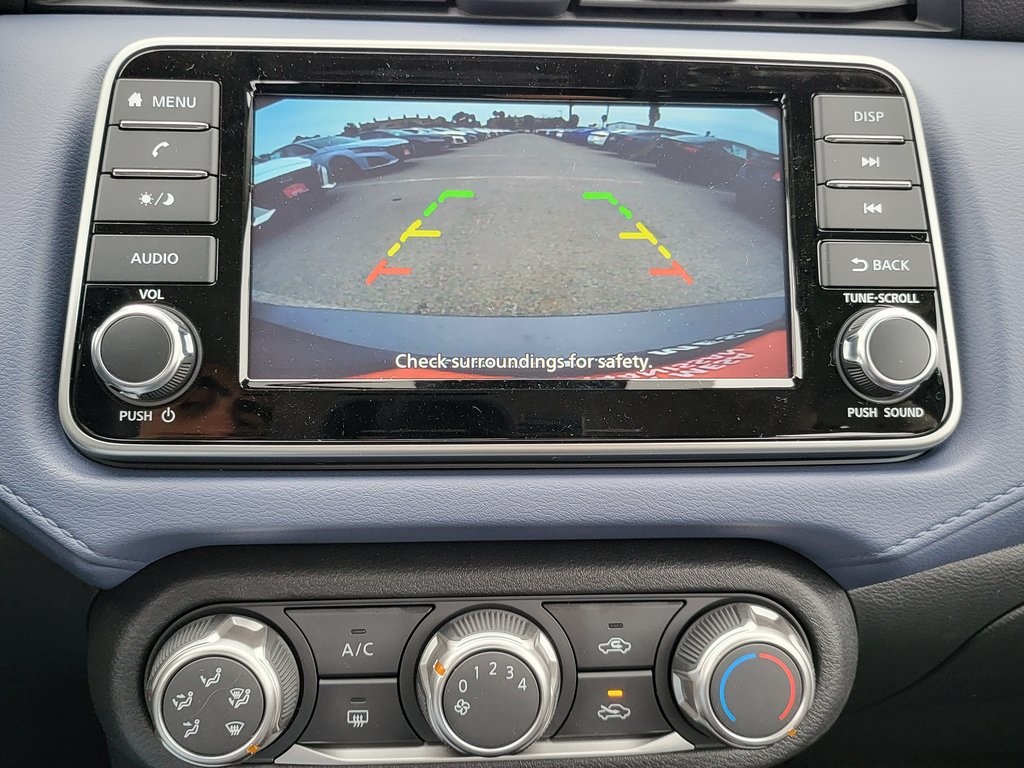 Vehicle image 16 of 23
