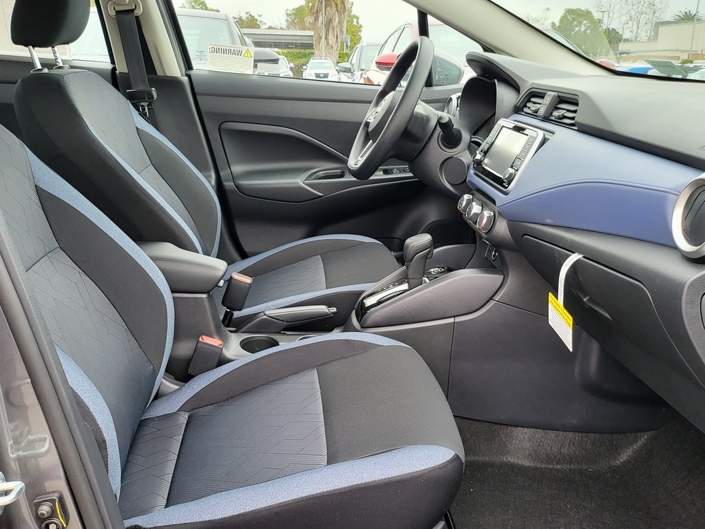 Vehicle image 12 of 23
