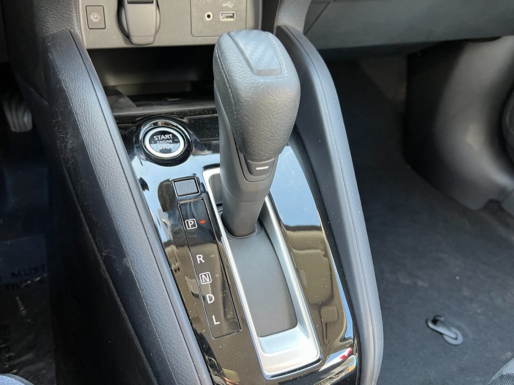 Vehicle image 20 of 22