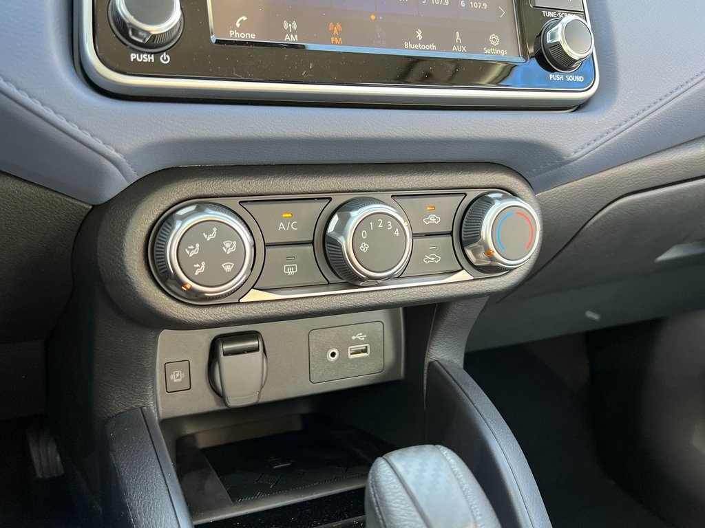Vehicle image 22 of 22