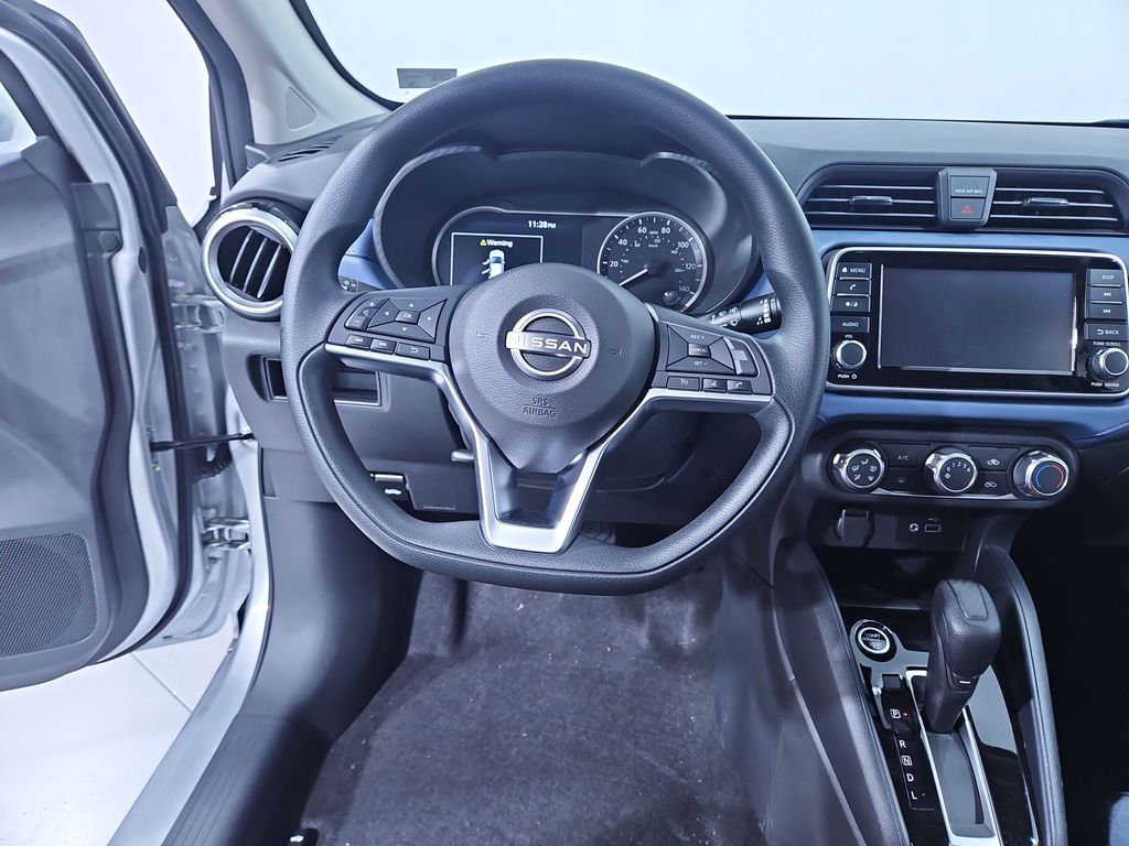2025 Nissan Versa SV Image 16 of 29