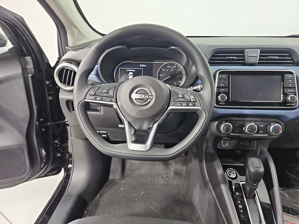 2025 Nissan Versa SV Image 16 of 29