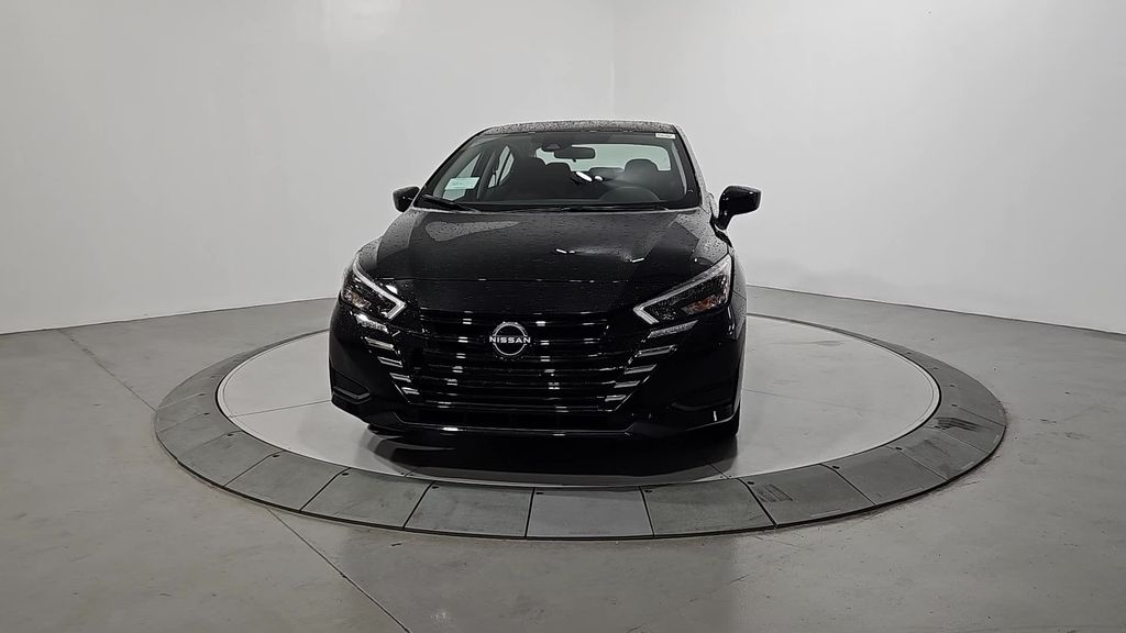 2025 Nissan Versa SV Image 2 of 29