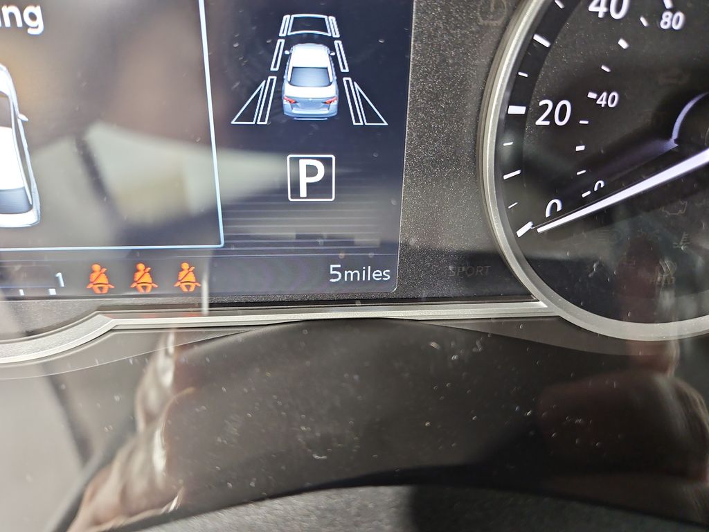 2025 Nissan Versa SV Image 19 of 29