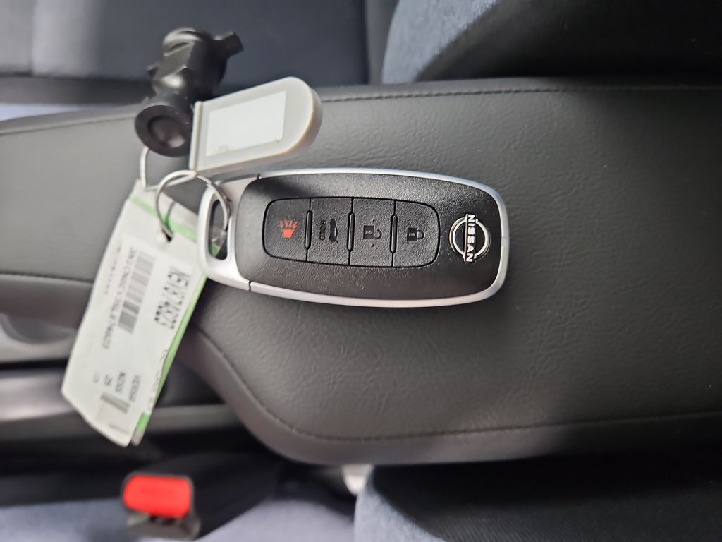 2025 Nissan Versa SV Image 26 of 29