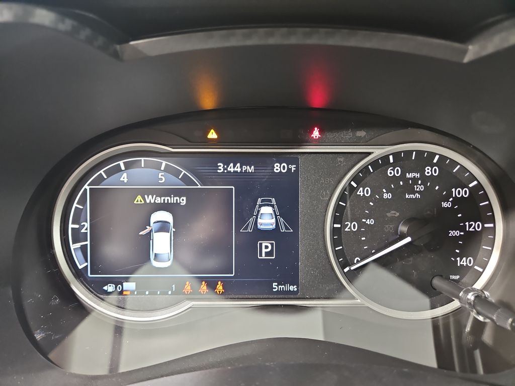 2025 Nissan Versa SV Image 18 of 29