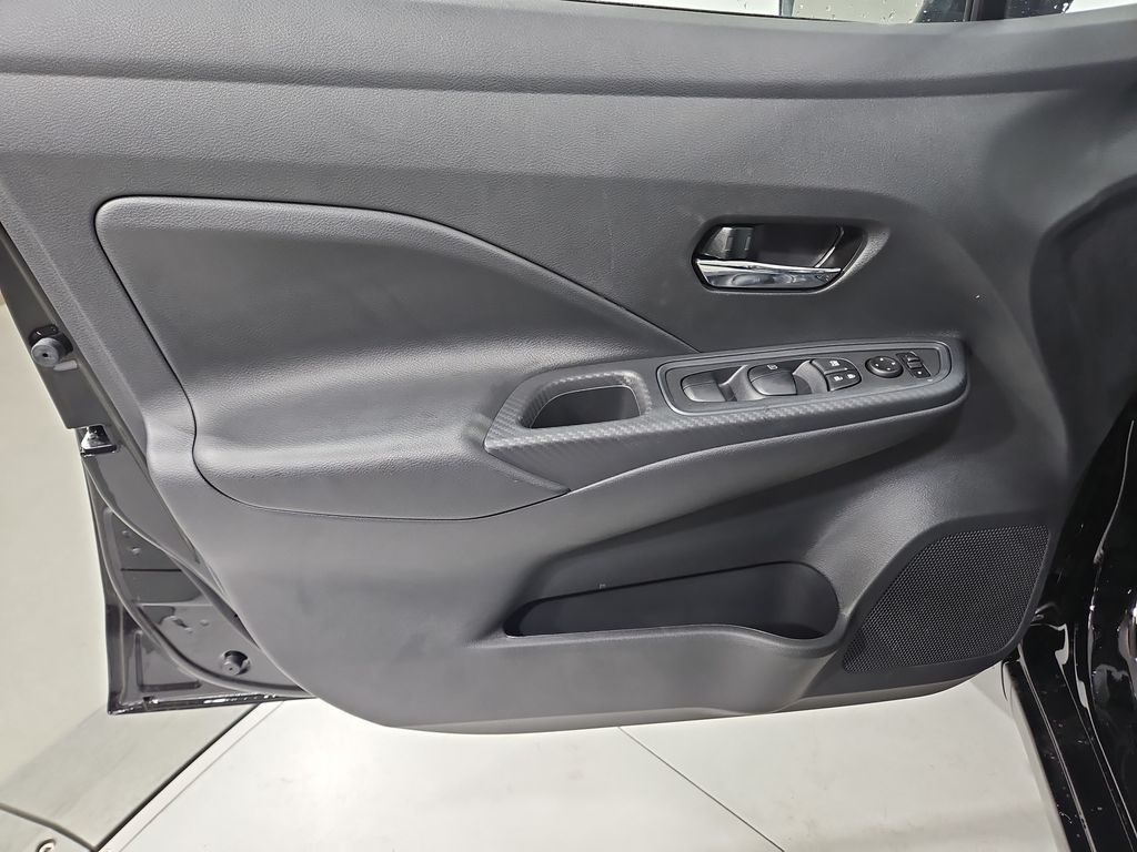 2025 Nissan Versa SV Image 23 of 29