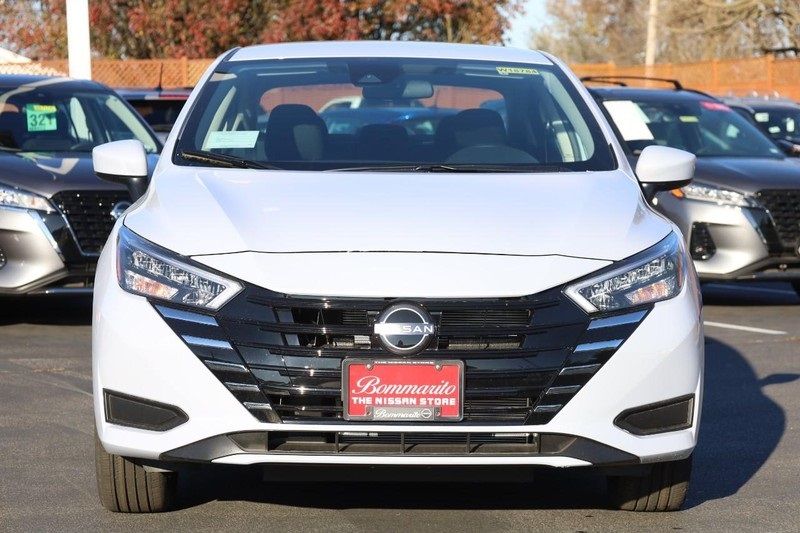 Vehicle image 2 of 26