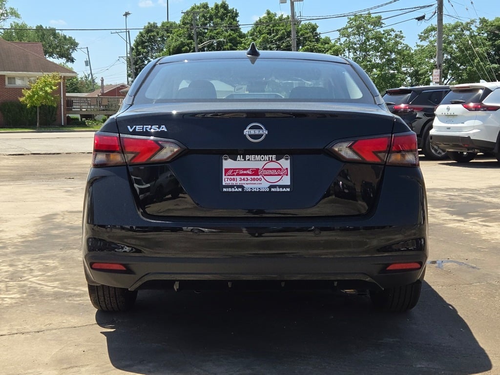 Vehicle image 5 of 28