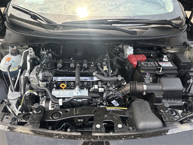 Vehicle image 27 of 37