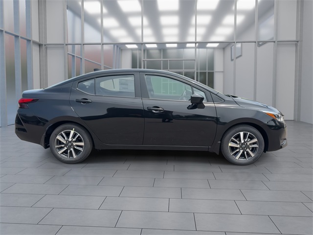 Vehicle image 5 of 37
