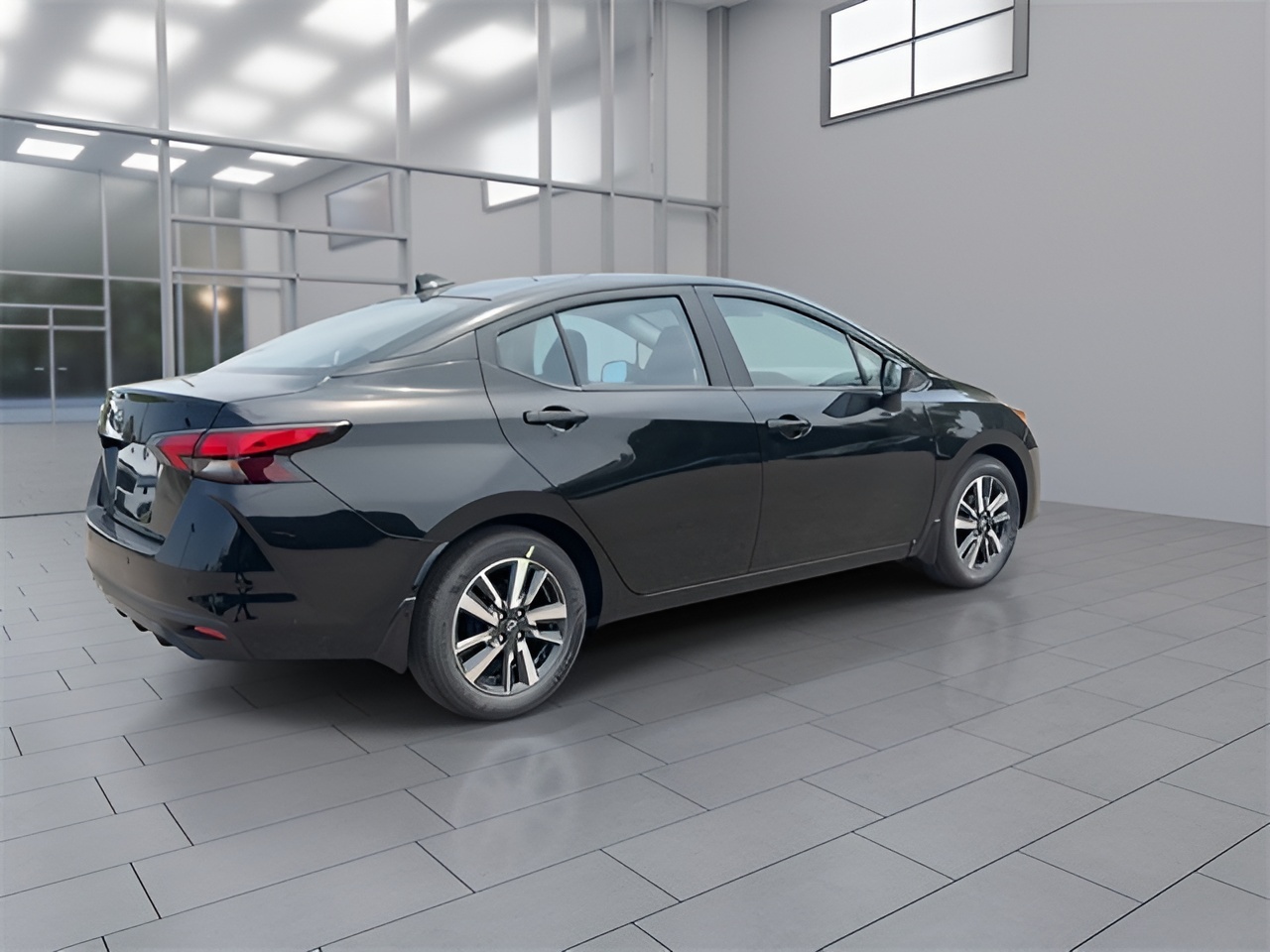 Vehicle image 33 of 37