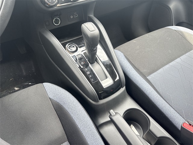 Vehicle image 20 of 37