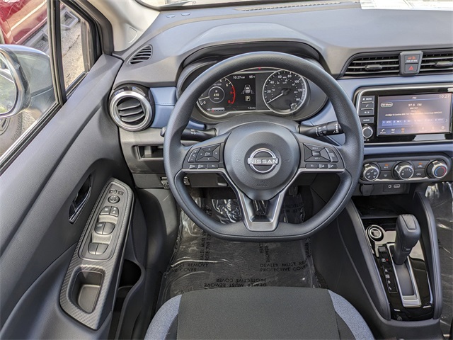 2025 Nissan Versa SV Image 13 of 28