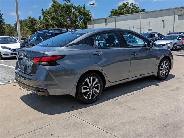 2025 Nissan Versa SV Image 6 of 28