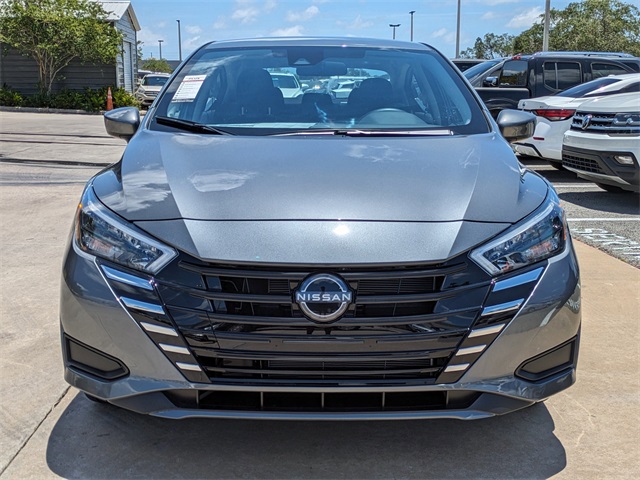 2025 Nissan Versa SV Image 2 of 28