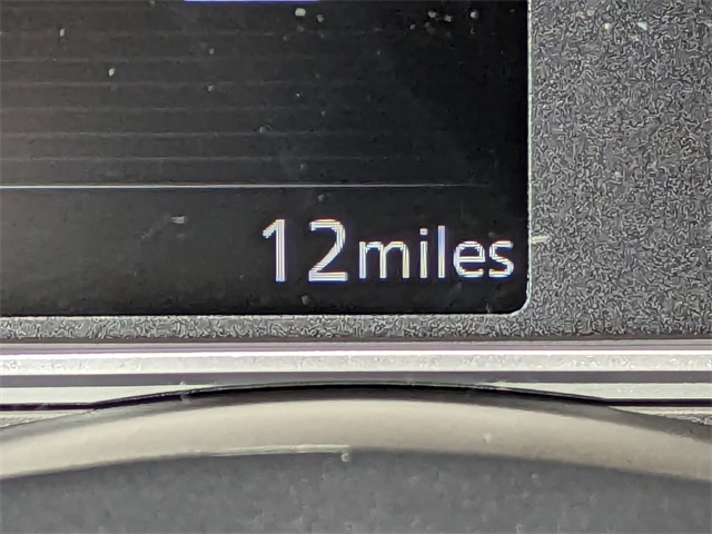 2025 Nissan Versa SV Image 16 of 28