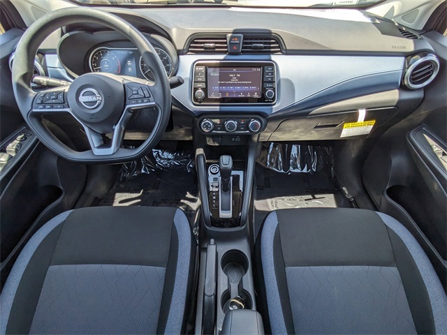 2025 Nissan Versa SV Image 14 of 28